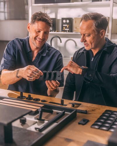 Massimo Buster Minale, Founder and Creative Director of Buster + Punch, and Paul Flowers, Leader, LIXIL Global Design & Brand Identity, Chief Design and Brand Officer & Executive Vice President, showcase the integrated collection of fixtures, lighting, and hardware in Brushed Warm Sunset, Brushed Cool Sunrise, and Phantom Black/Matte Black finishes. Massimo Buster Minale, Founder and Creative Director of Buster + Punch, and Paul Flowers, Leader, LIXIL Global Design & Brand Identity, Chief Design and Brand Officer & Executive Vice President, showcase the integrated collection of fixtures, lighting, and hardware in Brushed Warm Sunset, Brushed Cool Sunrise, and Phantom Black/Matte Black finishes.