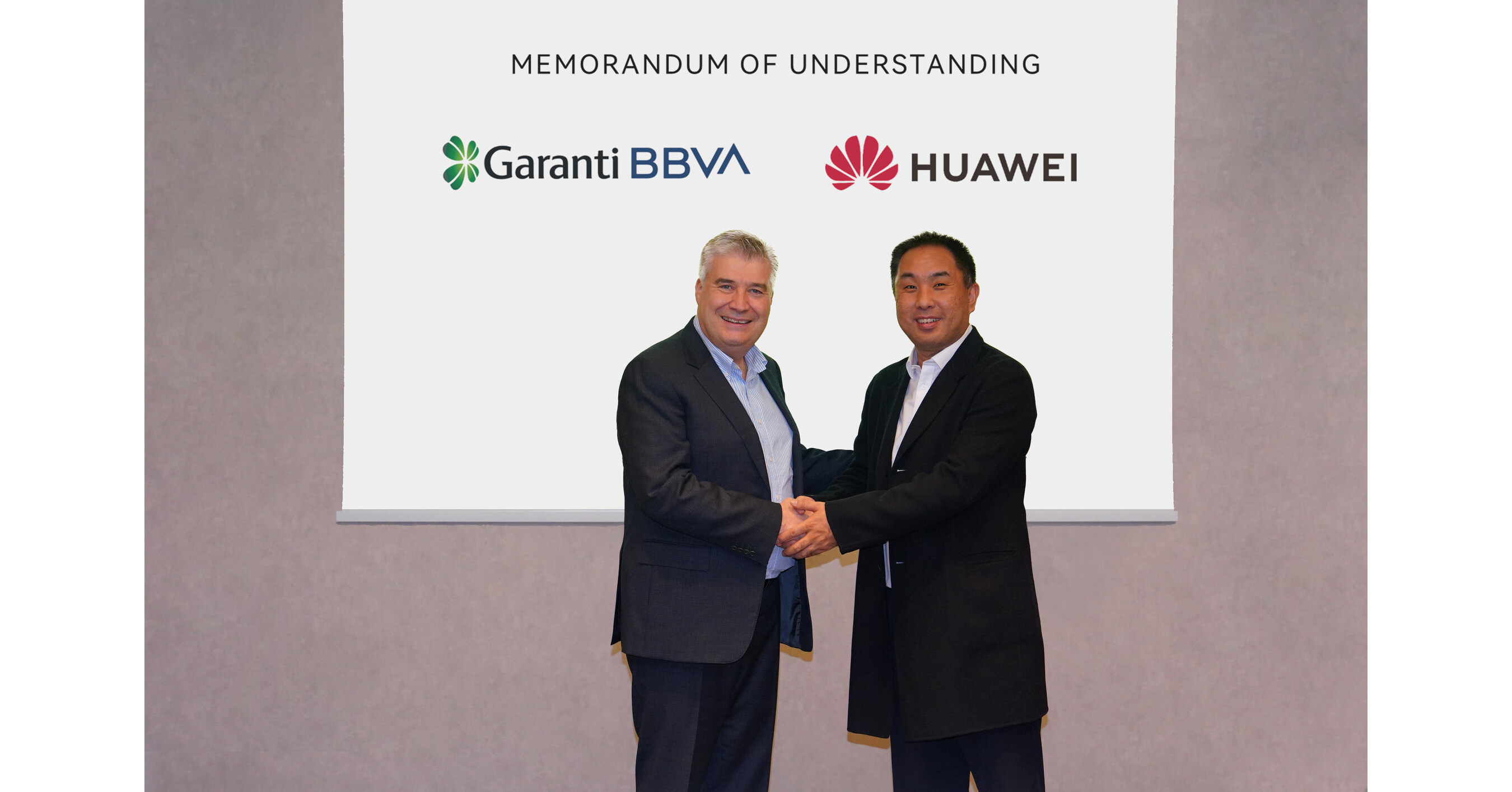 Huawei Celebrates Türkiyes Leading Developers and Designers at Istanbul Awards Event Huawei Celebrates Türkiyes Leading Developers and Designers at Istanbul Awards Event