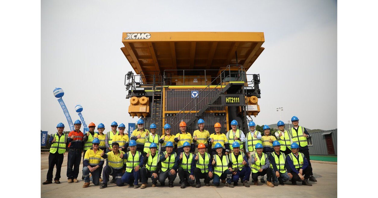 XCMG Flagship Mining Trucks Depart for World-Class Simandou Project, Delivering Key Chinese Technology to Global Mining Development XCMG Flagship Mining Trucks Depart for World-Class Simandou Project, Delivering Key Chinese Technology to Global Mining Development