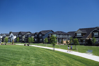 Homes in Reed's Crossing Park