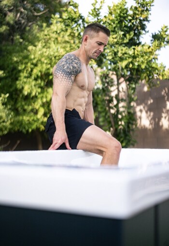 ReGen Blast Cold Plunge Tub