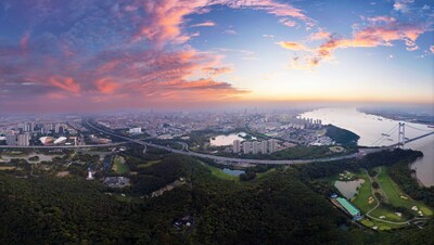 A view of Jiangyin City (PRNewsfoto/Jiangyin Municipal Committee and Government) A view of Jiangyin City (PRNewsfoto/Jiangyin Municipal Committee and Government)