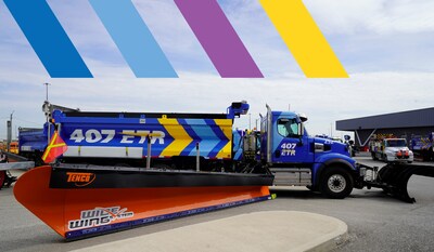 Wide wing snowplow used to clear two lanes at a time during active weather. (CNW Group/407 ETR Concession Company Limited)