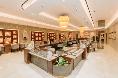 Inside Tanishq’s new Tysons Corner showroom, guests can explore thousands of finely crafted gold, diamond, and gemstone pieces. The 5,500 sq. ft. space showcases the brand’s signature blend of heritage and modern design, offering a luxurious destination for everyday elegance, bridal jewelry, and special-occasion pieces.