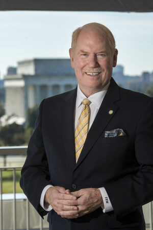 APhA names Thomas E. Menighan as the 2026 Remington Honor Medal recipient