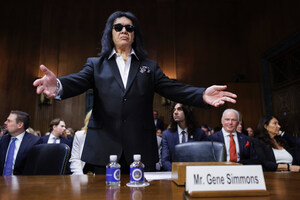ROCK ICON GENE SIMMONS AND SOUNDEXCHANGE CEO MICHAEL HUPPE CALL ON CONGRESS TO APPROVE THE AMERICAN MUSIC FAIRNESS ACT
