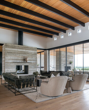 Interior view of Elk Edge Retreat. Photography by Costa Christ.