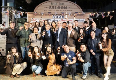Brand representatives with AIT Director Raymond F. Greene (center) and distinguished guests from the Taipei City Government during opening ceremony