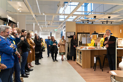 Simon Gibson, Abbotsford Deputy Mayor and Councillor (CNW Group/IKEA Canada Limited Partnership)