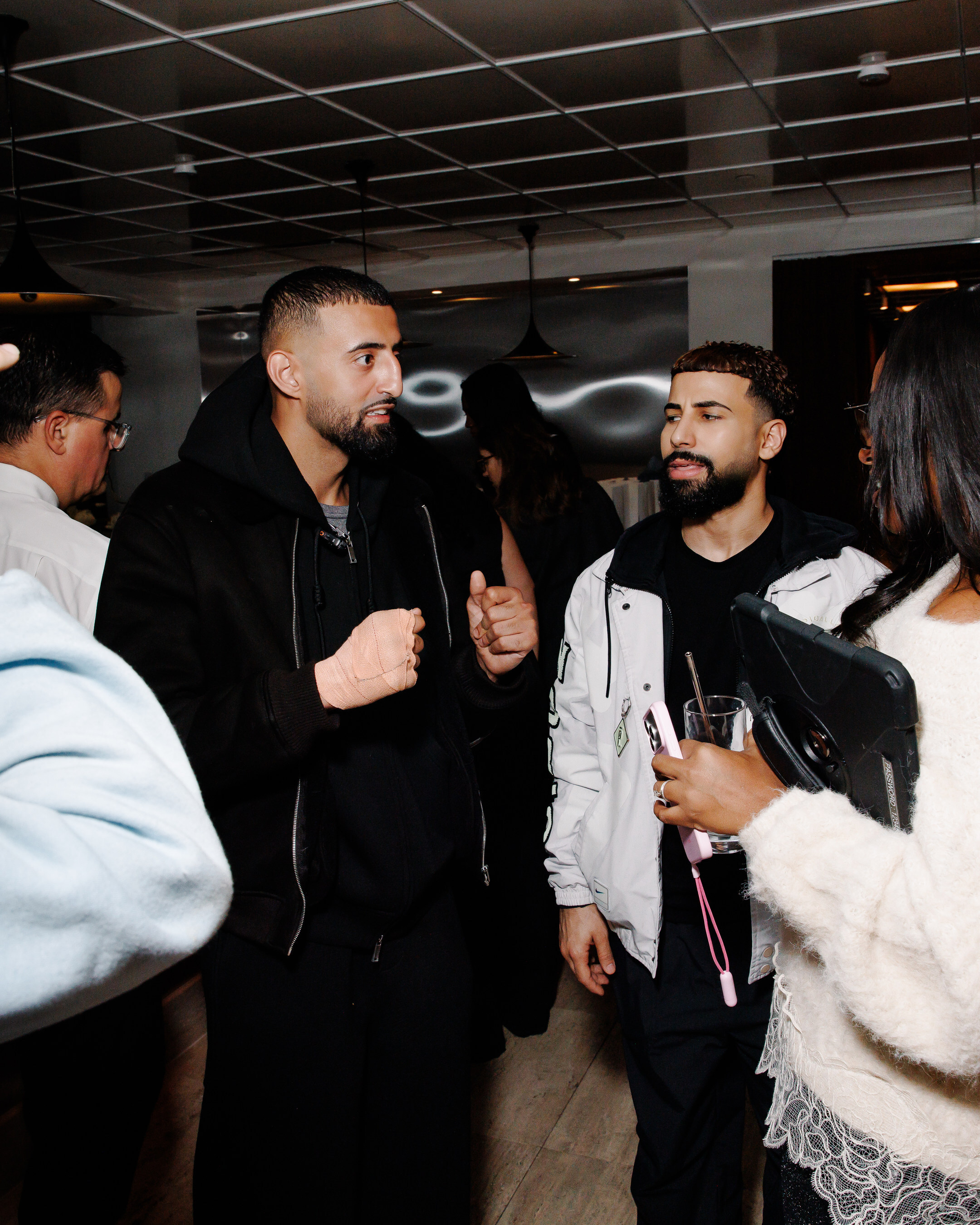 Unable to view the image, Please provide a valid URL.