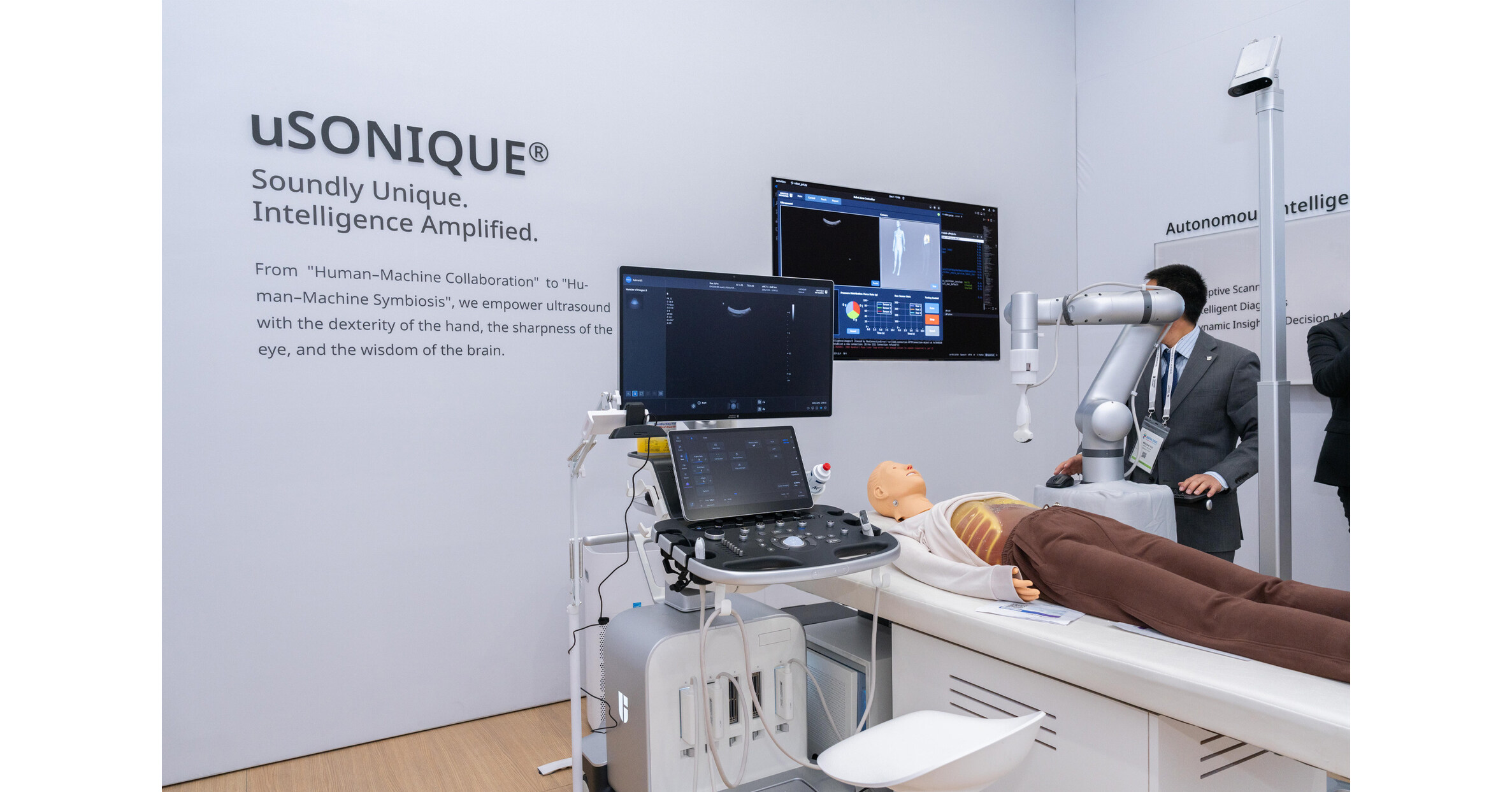 United Imaging Intelligence en RSNA 2025: redefiniendo la medicina con agentes de IA