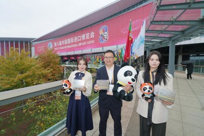 A Global Launch，the POGMENT-infused “Smartender® Bouncy Bar” premiered at the 8th CIIE.