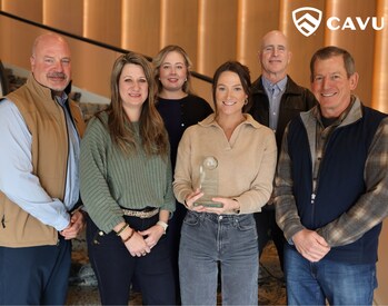 The CAVU International team accepts the Leadership in Language Award for integrating real-time translation into leadership and safety training programs worldwide. (PRNewsfoto/Pocketalk)