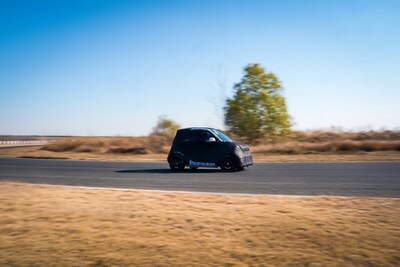 The smart #2 will retain the ultra-compact dimensions of the fortwo (PRNewsfoto/smart) The smart #2 will retain the ultra-compact dimensions of the fortwo (PRNewsfoto/smart)