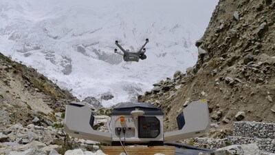 DJI Dock 3 mejora la monitorización de glaciares frente a avalanchas e inundaciones en los Andes peruanos (PRNewsfoto/DJI) DJI Dock 3 mejora la monitorización de glaciares frente a avalanchas e inundaciones en los Andes peruanos (PRNewsfoto/DJI)