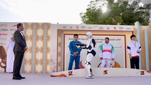 Teknologi yang Mendukung Kejayaan Olahraga: AiMOGA Robotics Wujudkan Acara Penyerahan Medali yang Didampingi Robot dalam Ajang Olahraga Internasional