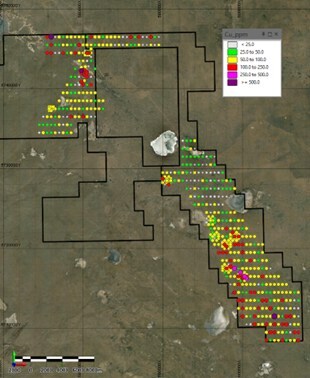 Figure 8: Top of Bedrock assay results – Stepnoe-Ekidos License. (Stepnoe-Ekidos KGK drill results - Copper) (CNW Group/Arras Minerals Corp.)