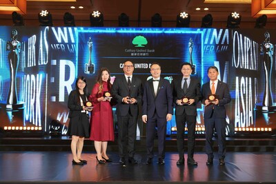 CUB has been recognized by HR Asia as one of the “Best Companies to Work for in Asia” for three consecutive years. In 2025, CUB Singapore Branch reached a significant milestone by winning five honors. Chief Executive Winfield Wong (third from left) and Senior Vice President Quek Li Ling (second from left) accepted the awards on behalf of the branch, reaffirming CUB’s commitment to excellence in HR strategy and workplace culture.