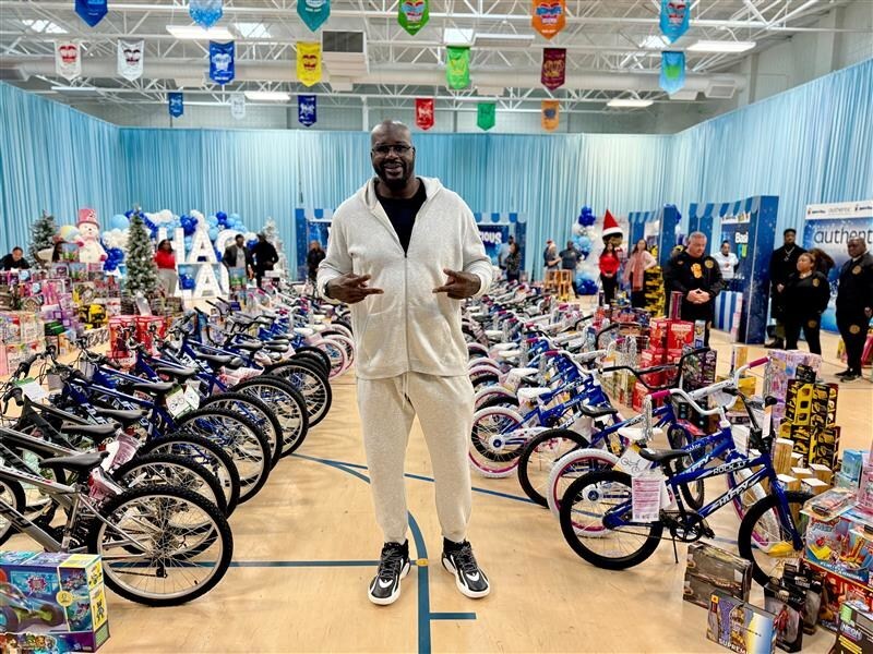 Shaq-A-Claus Sleighs the Holidays with Gifts and Cheer