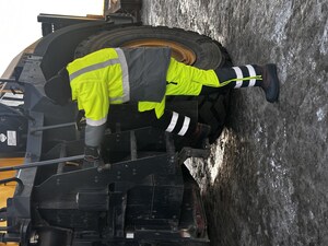 RefrigiWear® Supports Western Alaska Flood Recovery with Critical Cold-Weather Gear Donation Through 6th Avenue Outfitters