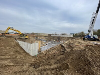Better than the competition: PENETRON ADMIX SB, non-toxic and NSF 61-certified, was specified to permanently waterproof the new facility’s concrete water storage and holding tanks.