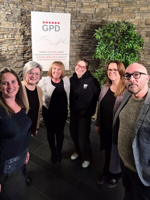 DPG's Charity Committee, Guillaume Richard, General Manager at Moisson Laurentides and Maryse Bourgeois, Partnership and Special Project Coordinator at Moisson Laurentides (CNW Group/Duchesnay Pharmaceutical Group (DPG)) DPG's Charity Committee, Guillaume Richard, General Manager at Moisson Laurentides and Maryse Bourgeois, Partnership and Special Project Coordinator at Moisson Laurentides (CNW Group/Duchesnay Pharmaceutical Group (DPG))