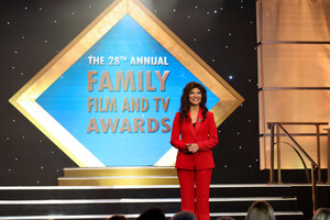 THE 28TH ANNUAL "FAMILY FILM AND TV AWARDS," HOSTED BY JULIE CHEN MOONVES, PRODUCED BY ASSOCIATED TELEVISION INTERNATIONAL, AIRS DEC. 20 ON CBS AND PARAMOUNT+
