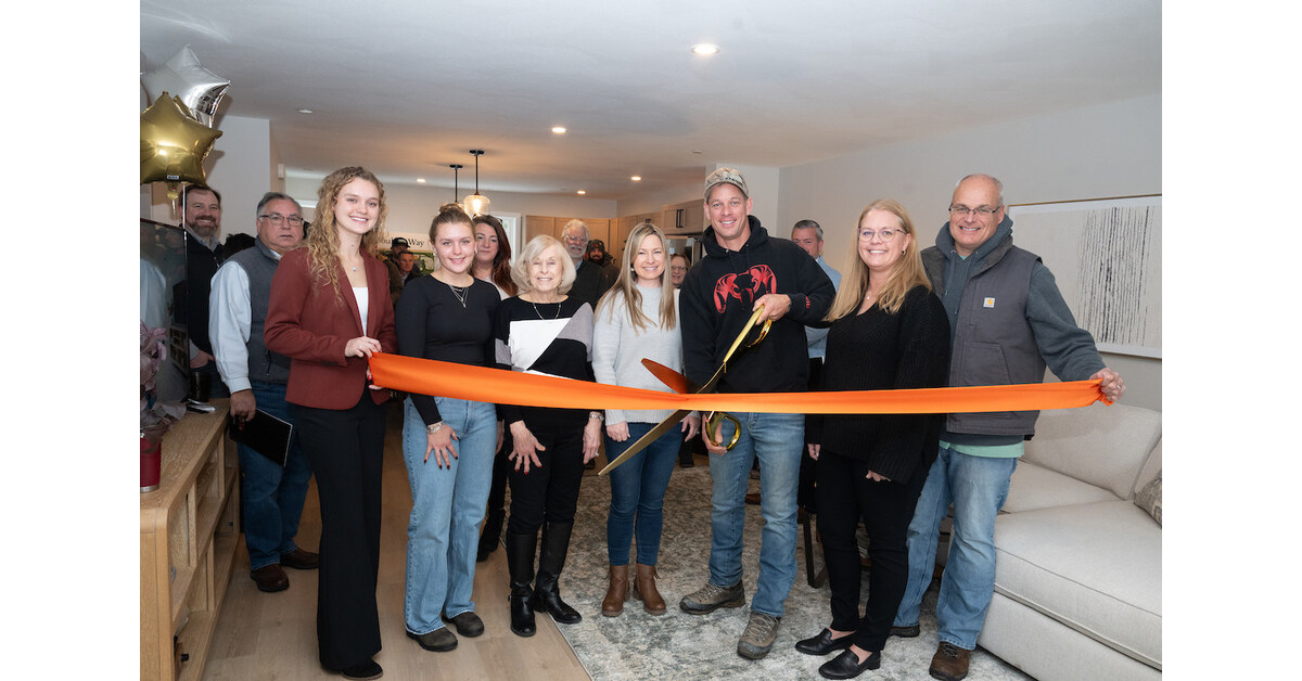 Socha Companies Celebrates Opening of 9th Queen City Townhouse Development