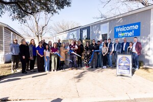 Clayton® Celebrates 20th Home Donation to Family Promise