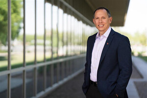 University of Phoenix President Chris Lynne named 2026 Arizona Business Leader