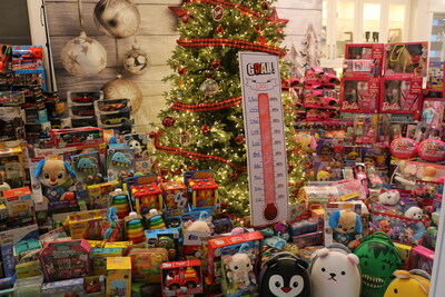 Uncle Vinny's Toy Drive 2025 (CNW Group/The Salvation Army British Columbia Division)