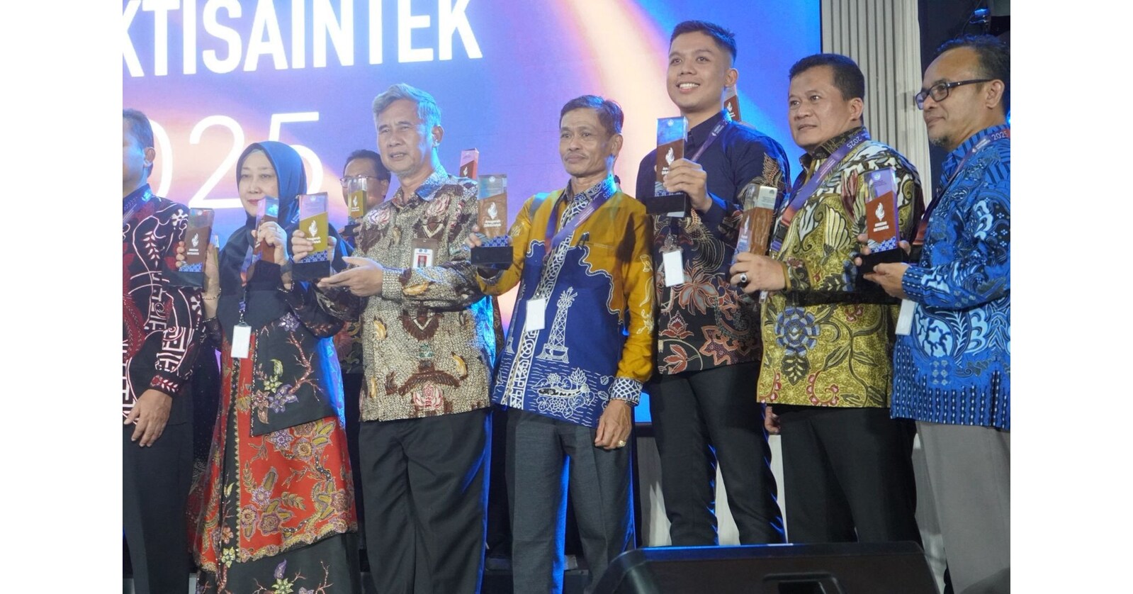 Raih Dua Penghargaan Anugerah Diktisaintek 2025: Penutup Tahun yang Membanggakan untuk Universitas Lambung Mangkurat