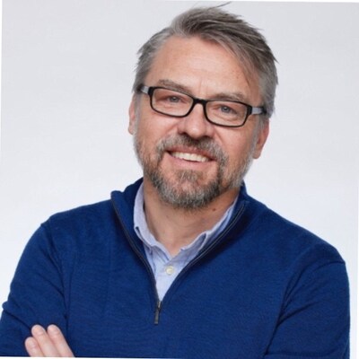 Jonathan Lange, Executive Director at lotus823