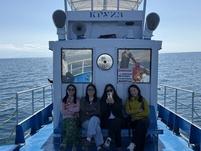 Yang Ying and her colleagues at Issyk-Kul Lake