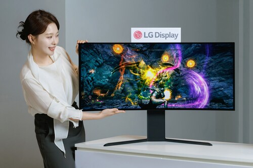 LG Display's 39-inch 5K2K Gaming OLED panel