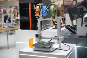 Anycubic Opens Deposits for Kobra X, Following Formnext Debut of Its Next-Generation Entry-Level Multicolor FDM Printer