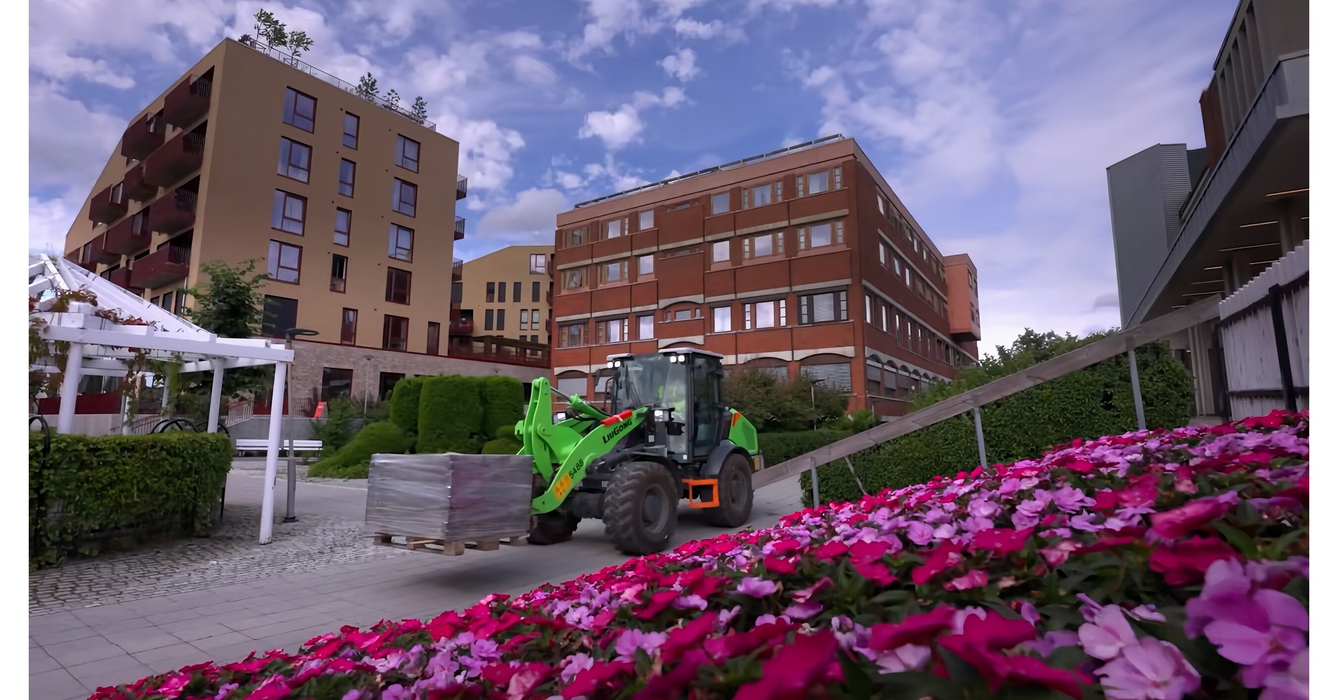 LiuGong Launches E-Intelligence Brand, Redefining Green Construction Machinery Through Full-Lifecycle Value