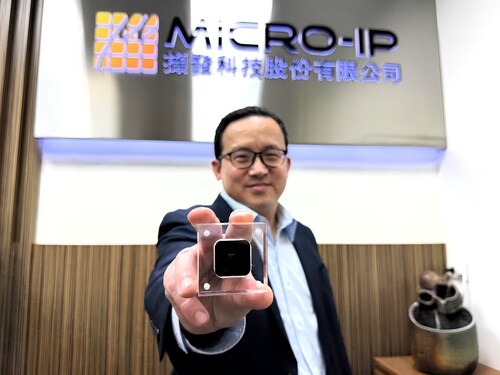Dr. James Yang, Chairman of MICROIP, showcases the company's first proprietary NFC IC. The chip achieved 