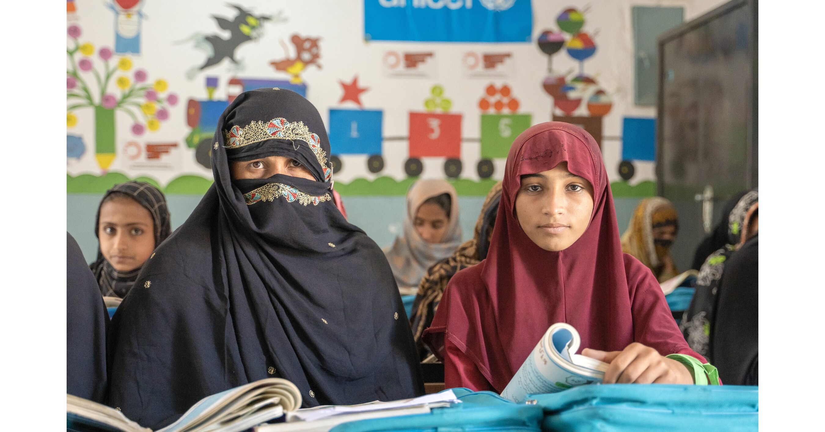 Like Mother, Like Daughter: Education Cannot Wait-supported UNICEF Accelerated Learning Programme enables a mother and daughter affected by floods and other crises to return to school in Pakistan.