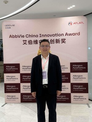 Qin Xingjiong, founder of Living Phoenix, was invited as a representative of the innovation team to attend the AbbVie& Allergan China Open Day, where he shared insights on recent advancements and industry applications in trimeric collagen technology。