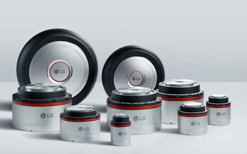 LG also introduces LG Actuator AXIUM™, a new brand of robotic actuators, which are among the most critical and cost-intensive components in robots, for service and robots.