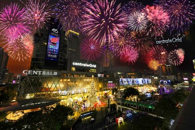 タイ、バンコクの「アジアのタイムズスクエア」セントラルワールドで新年を迎える