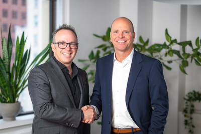 Sur la photo, à gauche, Jean-François Chalifoux, président et chef de la direction, Beneva et à droite, Andy Taylor, vice-président exécutif et leader, Assurance de dommages, Ontario et Ouest, Beneva.
Crédit Photo : Brave Productions (Groupe CNW/Beneva)