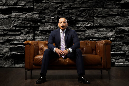 Jerome Dwight, Co-Founder & CEO of BoomerangFX, leads the global AI-powered clinic software and marketing technology company with offices in Miami, Toronto, London, and Sydney. BoomerangFX has been recognized as one of the fastest-growing healthcare SaaS companies, earning placement on the Deloitte Technology Fast 500™ for two consecutive years and ranking 23rd overall most recently. (CNW Group/BoomerangFX)