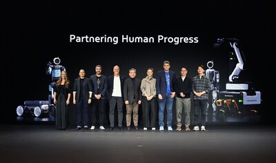 Hyundai Motor Group Announces AI Robotics Strategy to Lead Human-Centered Robotics Era at CES 2026 (PRNewsfoto/Hyundai Motor Group) Hyundai Motor Group Announces AI Robotics Strategy to Lead Human-Centered Robotics Era at CES 2026 (PRNewsfoto/Hyundai Motor Group)