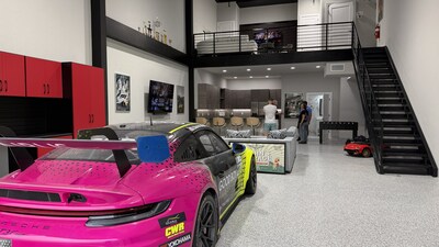 Sebring Luxury Motor Garage Suite