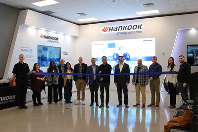Representatives from Hankook Tire, Evernorth Health Services, Montgomery County, and Clarksville Industrial Development participate in a grand opening ceremony for the Hankook Tire Clinic Powered by Evernorth, a new onsite health center at Hankook’s manufacturing plant in Clarksville, Tenn.