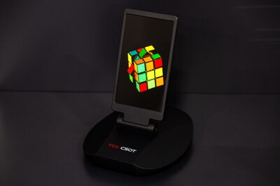 World's First Real Stripe RGB IJP OLED Mobile Display (5.65 World's First Real Stripe RGB IJP OLED Mobile Display (5.65