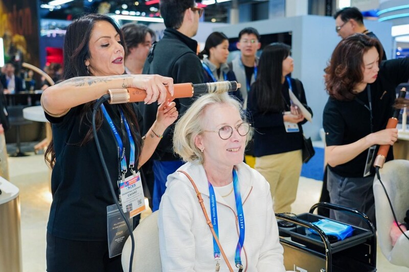 Unable to view the image, Please provide a valid URL.