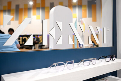 Each student was gifted frames from the Zenni x Chase Stokes collection, featuring Blokz® blue light-blocking lenses and EyeQLenz™ with Zenni ID Guard™, a groundbreaking all-in-one lens that shields from blue light, blocks 100% of UVA/UVB rays, reflects near-infrared light, and adapts to light indoors and outdoors. Photo Credit: Derek White/Getty Images Each student was gifted frames from the Zenni x Chase Stokes collection, featuring Blokz® blue light-blocking lenses and EyeQLenz™ with Zenni ID Guard™, a groundbreaking all-in-one lens that shields from blue light, blocks 100% of UVA/UVB rays, reflects near-infrared light, and adapts to light indoors and outdoors. Photo Credit: Derek White/Getty Images